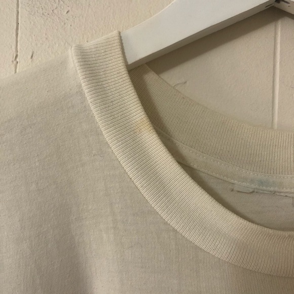 Vintage Tommy Hilfiger embroidered logo tee - Picture 4 of 7